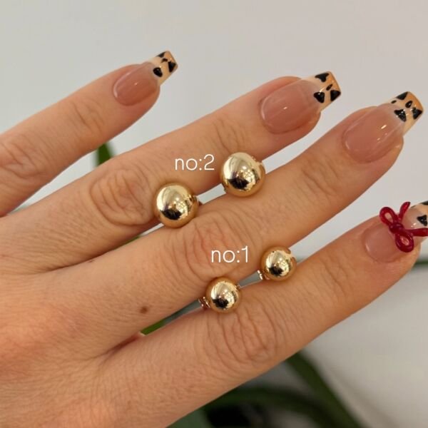 Xuping 14 Ayar Gold Topçuk Çelik Çivi Küpe