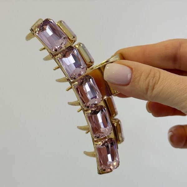 Pembe Taşlı Mandal Toka