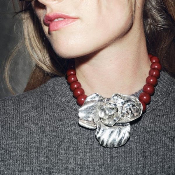 Zara Bordo Gül Kolye