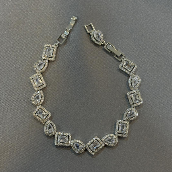 Diamonds Divas Bileklik