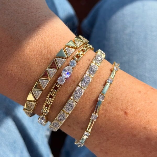 Ara Taşlı Bileklik