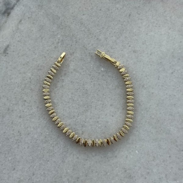 Oval Taşlı Bileklik