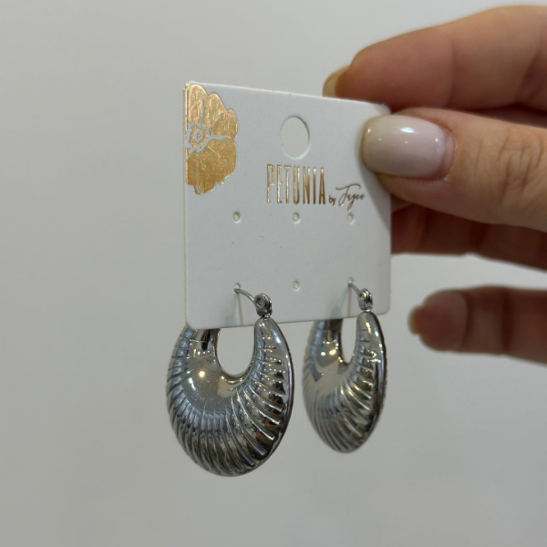 Jills Halka Çelik Küpe