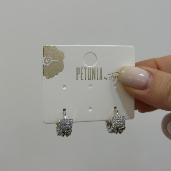 Xuping Kelebek Taşlı Çelik Halka Küpe