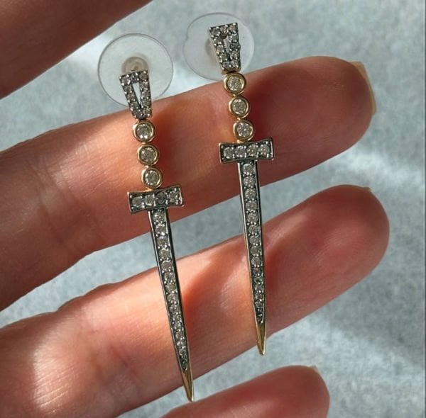 Swordy Kılıç Küpe