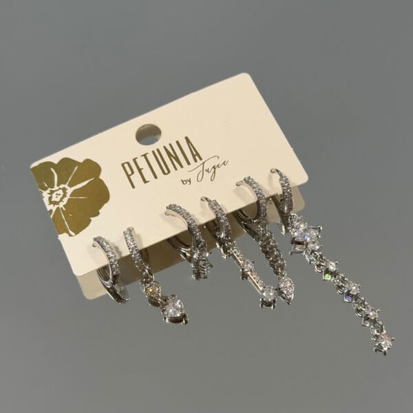 Silver Sallantılı Taşlı 6’lı Küpe Seti