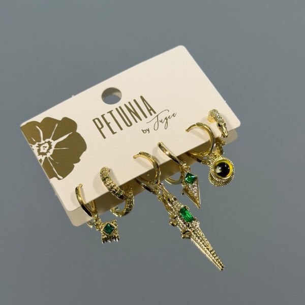 Timsah Taşlı 6’lı Küpe Seti