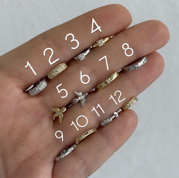 Taşlı Halka Helix Piercing