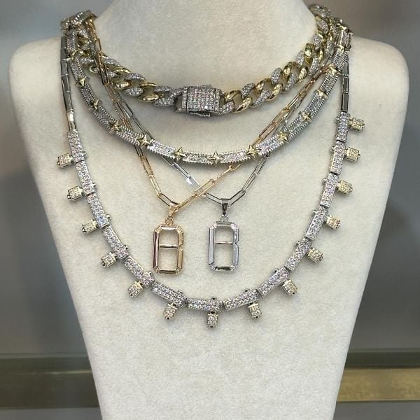 Diamonds Kutup Yıldızları Kolye