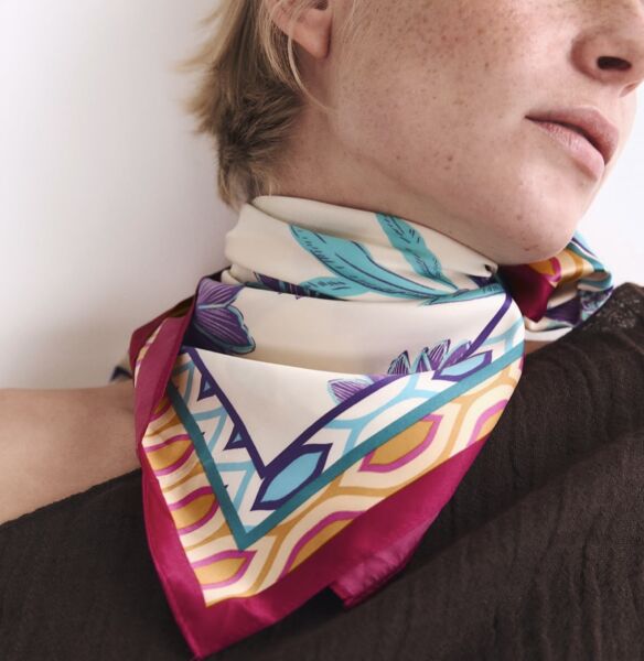 Çiçek Desenli Bandana