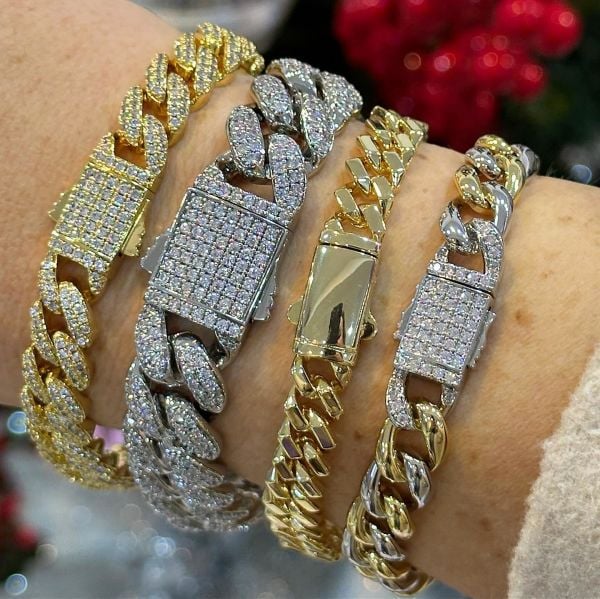 Gurmet Taşsız Bileklik