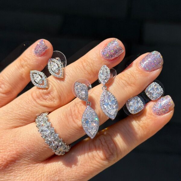 Diamonds Mekik Küpe