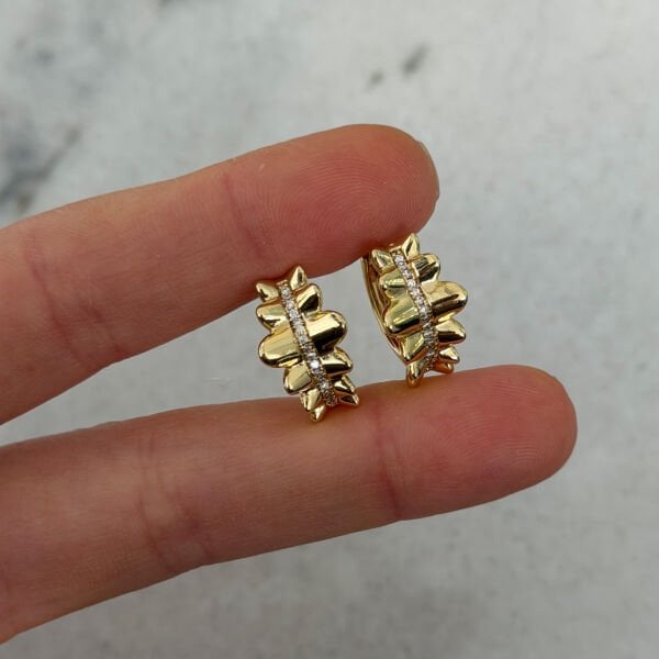 Xuping 14 Ayar Yelpaze Halka Çelik Küpe