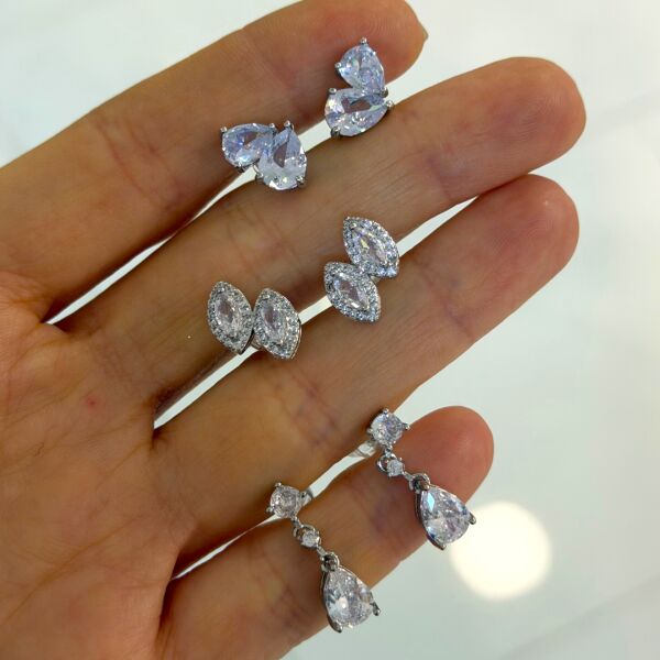 Diamonds Mini Çivi Küpe