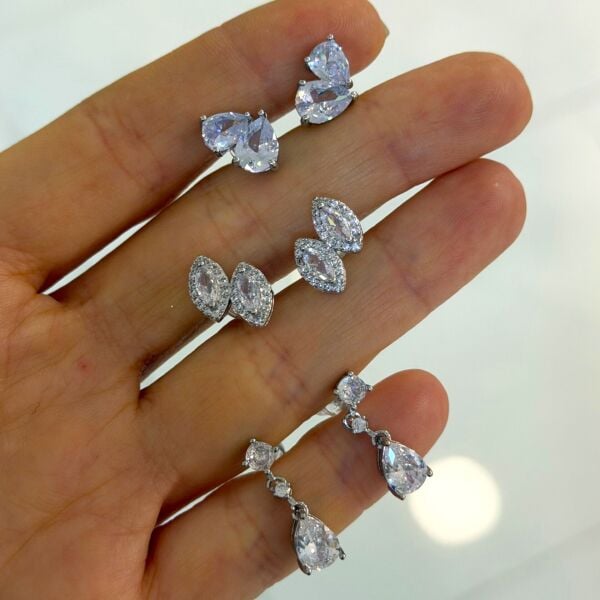 Diamonds Mini Çivi Küpe