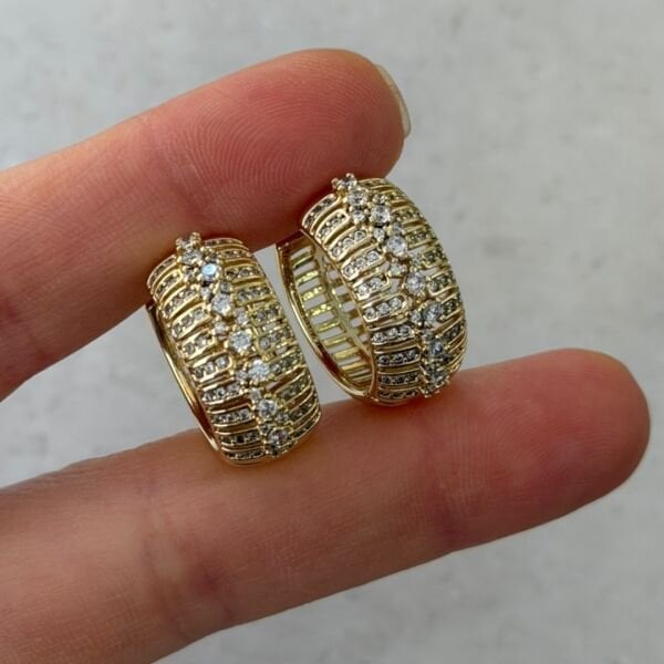 Xuping Kleo Taşlı Halka Çelik Küpe