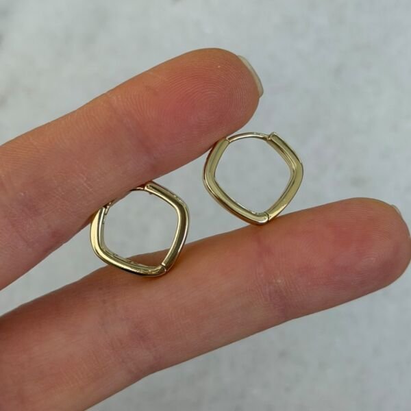 Xuping Mini Oval Halka Çelik Küpe