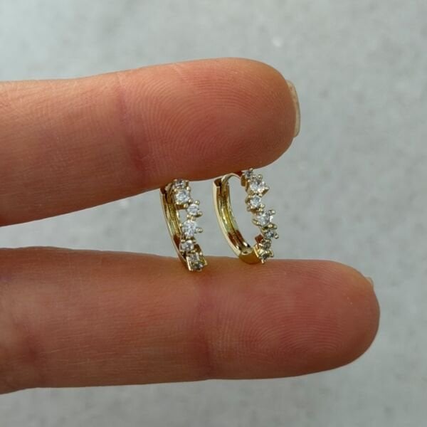 Xuping Mini Taşlı Halka Çelik Küpe