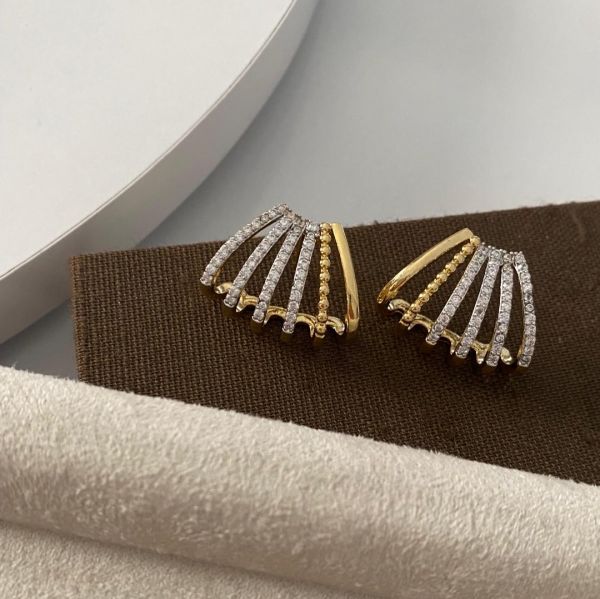 Çoklu Görünümlü Mix Küpe