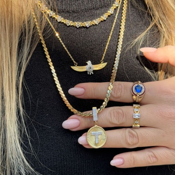 Harf Taşlı Madalyon - Kolye Ucu - Ajda Charm