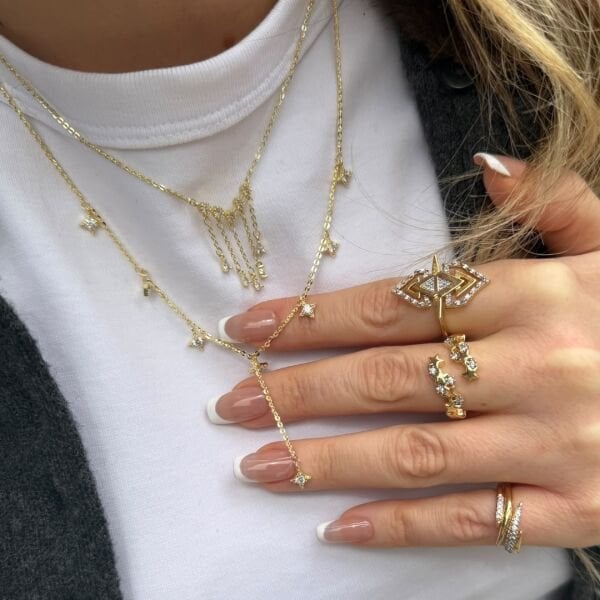 Mini Sallantılı Taşlı Kolye