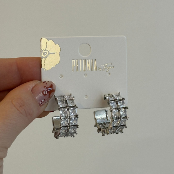 Diamonds Vegas Halka Küpe