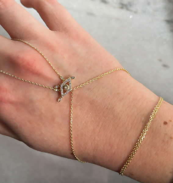 Göz Taş Sallantılı Şahmeran