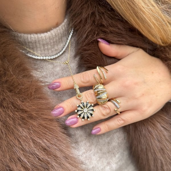 Blacks Madalyon Kolye