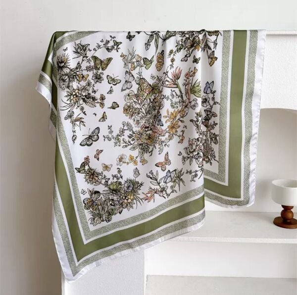 Yeşil Kelebekli İpek Şal Fular Bandana 70x70