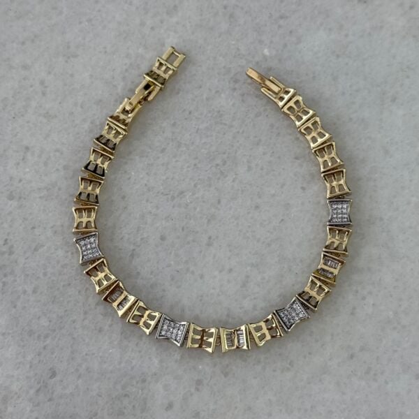 Xuping Pyramid Gold&Silver Mix Taşlı Çelik Bileklik