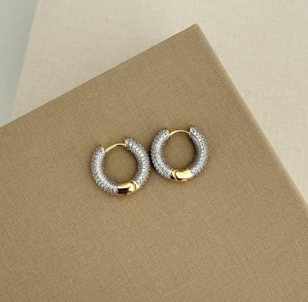 Full Taşlı Mini Halka Mix Küpe