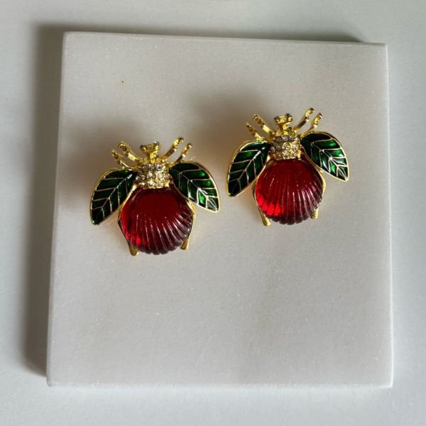 Kırmızı Arı Küpe