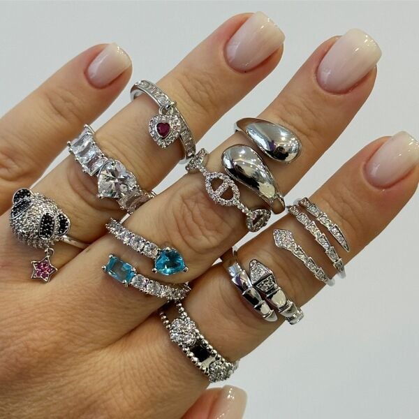 Diamonds Kalp Yüzük