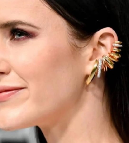 Bows Maxim Taşlı Earcuff Kıkırdak Küpe