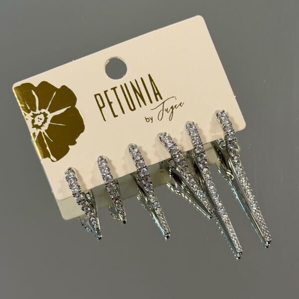 Glai Taşlı Küpe Seti